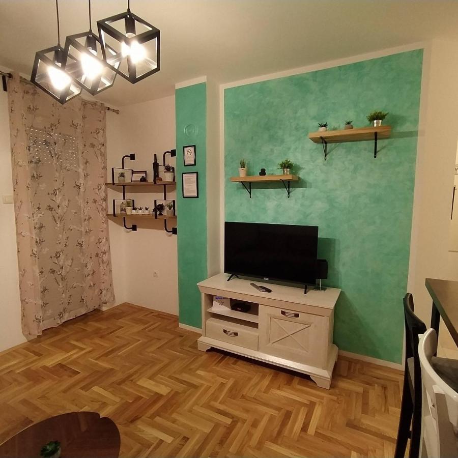 Daniris Apartman Újvidék Kültér fotó