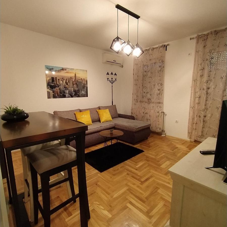 Daniris Apartman Újvidék Kültér fotó