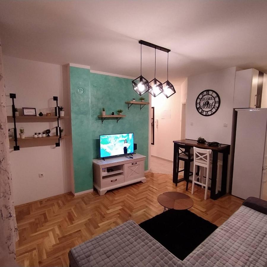 Daniris Apartman Újvidék Kültér fotó